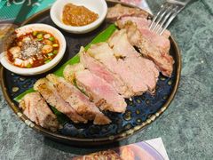 -Kub Kao Kub Pla (Terminal21)