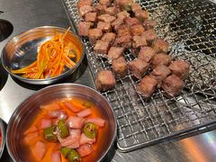 雪花肉粒-不好找木炭烤肉