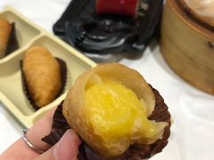 榴莲千丝酥-稻香酒家·34年老字号·港式粤菜(汉街店)
