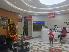 -雅悦齿科(顾村公园店)