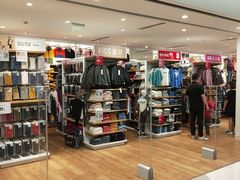 -优衣库(上海虹口龙之梦店)