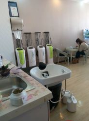 -佛伦斯私人定制烫染国际连锁