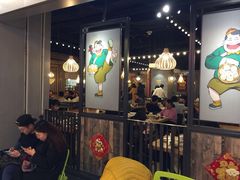 等位区-陈傻子餐厅(世纪都会店)