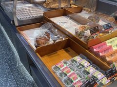 -巴黎优朵烘焙馆(菱角湖壹号店)