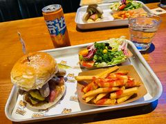 -HUZI虎滋精酿餐吧(京西大悦城店)