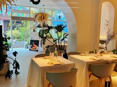 -春树下·树屋花房西餐厅(罍街AS1980店)