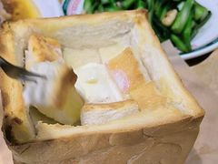 珍宝蜂蜜厚多士-去茶去餐厅(中央大街店)