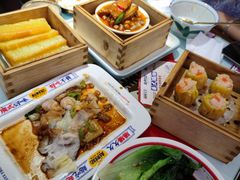 -赵财财·肠粉·煲仔饭(华润万象城店)