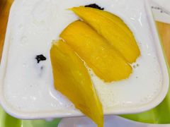 芒果白雪黑糯米甜甜-满记甜品(荟聚购物中心店)