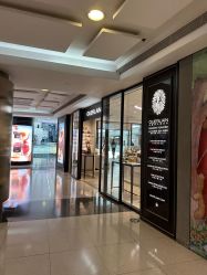 -法国娇兰精品店