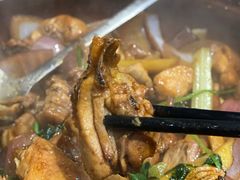 -胡须佬鸡煲四季火锅(海雅缤纷城店)
