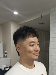 -韦恩先生Barbershop英式男士理发馆
