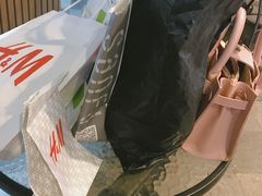 -H&M(天一广场店)