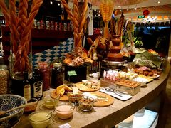 -圣廷苑酒店-世纪楼菲苑自助餐厅