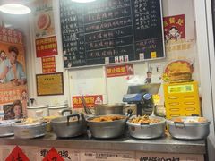 -柳州肥姨妈大骨螺蛳粉(万达中心店)