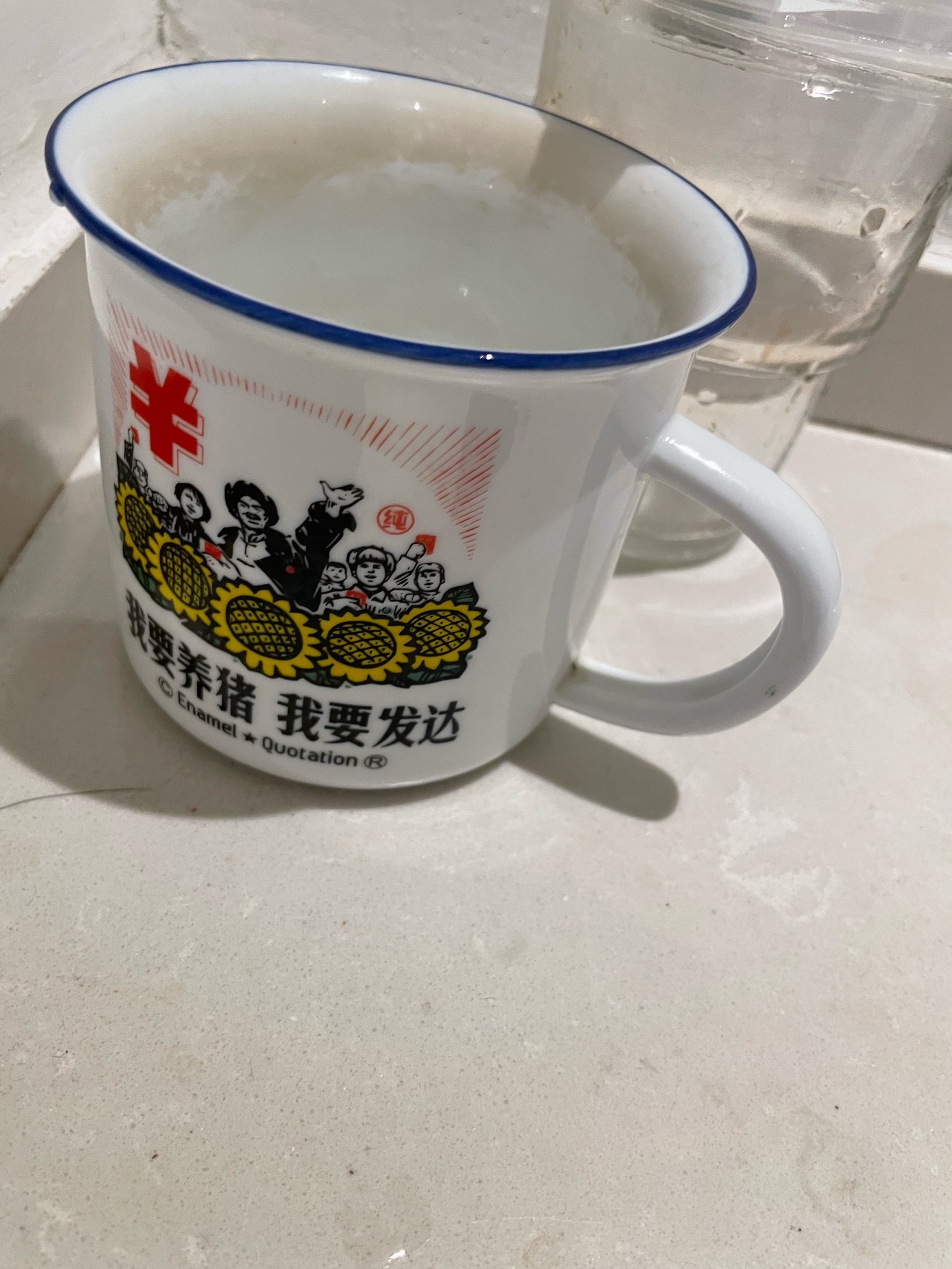 搪瓷杯变黄图片