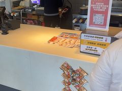 -麦当劳(友谊路得来速店)