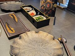 -铭牛烧肉·和牛海鲜自助(高新月牙湖店)