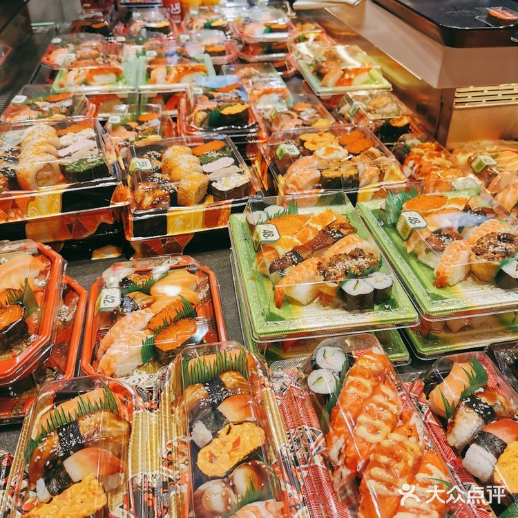 路过这家寿司店，被馋到了