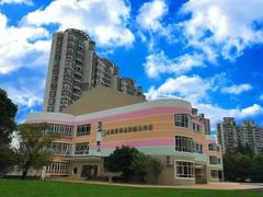 -上海青草地幼儿园