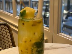 菠萝百香果苏打-PAUL LAFAYET 法式甜品(港汇广场店)