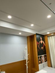 -HEYAN荷妍专业脱毛连锁机构