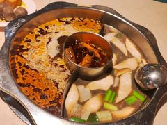 -佰人王串串香火锅直营店(大学路店)