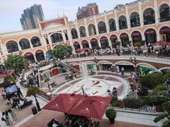 -佛罗伦萨小镇广佛名品奥特莱斯(疏港路店)