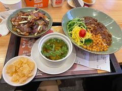 葱酥卤肉干拌面-陳八两面家(滨江天街店)