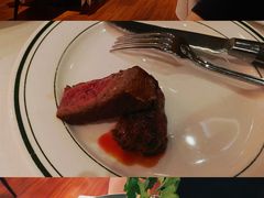 -Wolfgang’s Steakhouse 沃夫冈牛排馆(上海白玉兰广场店)