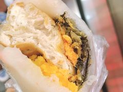 -上海虹口糕团食品厂(茂名路店)