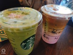 -星巴克臻选(呼和浩特维多利摩尔城店)
