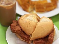 猪扒包-胜利茶餐室