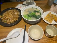 -新澳港式茶餐厅(余姚路店)