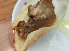 牛肉鍋貼-小姜锅贴(凤凰街店)