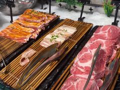 -汉金城海鲜烤肉自助百汇(烟台永旺购物中心店)