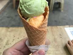 双球甜筒-成裕雪糕店(士多店)