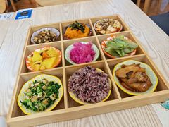 -轻蔬不用等·素食(江苏路店)