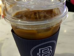 -巴黎贝甜(大宁国际商业广场店)