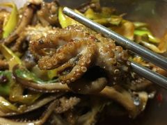 -臻鲜燕海鲜融合餐厅(金陵style店)