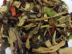 -小厨子私房菜·云南美食店