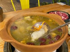 -蚝美人·生蚝海鲜烧烤(茶花园店)