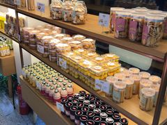 面包甜点陈列柜-天力卡拉优动物奶油生日蛋糕(鼓楼店)