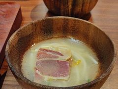 -良米山·云南野生菌过桥米线(上海首店)