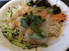 -靠山屯东北农家菜(八龙桥雅苑店)