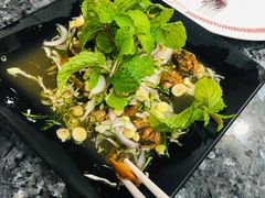 -光海鲜鱼翅餐厅(叻差拉披色路店)