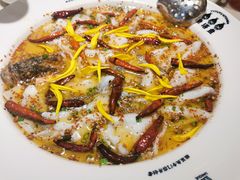 -渔语鱼酸菜鱼新川菜(来福士店)