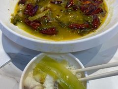 -鱼你在一起(奉贤宝龙城广场店)