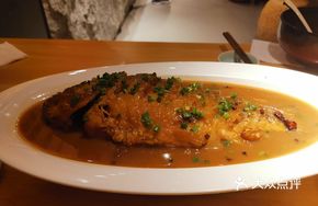 Stewed Crucian Carp in Brown Sauce