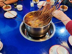 -牛华周记麻辣烫起源店